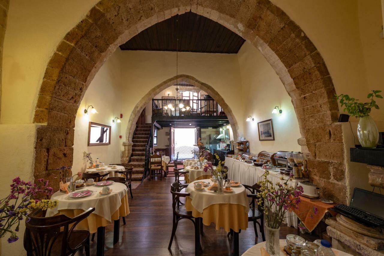 Porto Del Colombo Traditional Boutique Hotel Chrissi Akti Chania Exterior foto